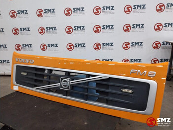 Решётка радиатора VOLVO