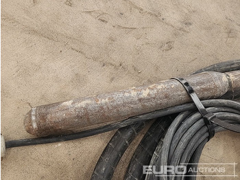 Асфальтоукладочная техника 110 Volt Concrete Poker: фото 5 Асфальтоукладочная техника 110 Volt Concrete Poker: фото 5