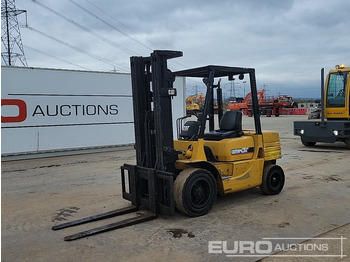 Вилочный погрузчик CATERPILLAR DP