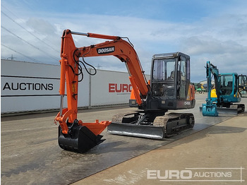 Мини-экскаватор DOOSAN DH55-V
