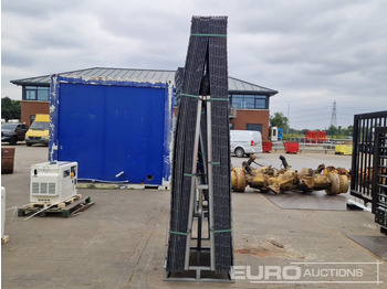 Строительное оборудование Unused 8' x 4' Plastic Ground Protection Mats (20 of): фото 2