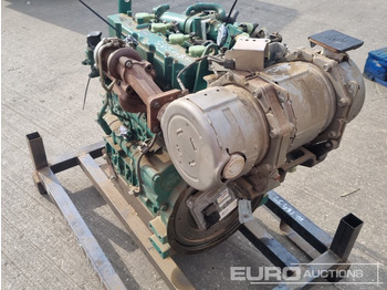 Двигатель Volvo 4 Cylinder Engine: фото 3
