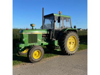 Трактор John Deere 3140: фото 1