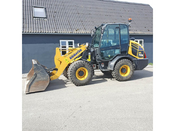 Колёсный погрузчик KOMATSU WA70