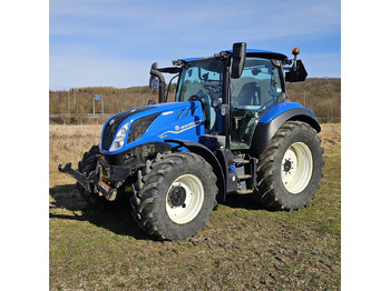 Трактор NEW HOLLAND T5