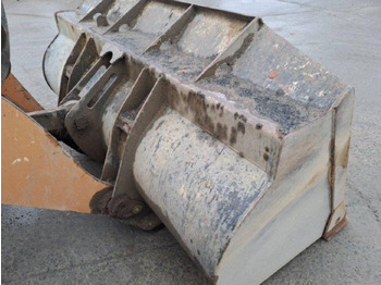 Колёсный погрузчик CASE 521 GXR: фото 4