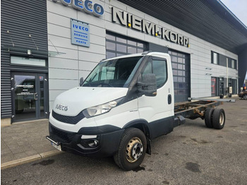 Фургон с закрытым кузовом IVECO Daily 70c17