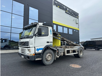 Портальный бункеровоз VOLVO FM7