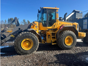 Колёсный погрузчик VOLVO L110F