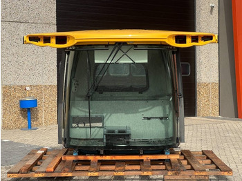 Новый Навесное оборудование для комбайна New Holland Cabine - New Holland CR8070, CR8080, CR9070, CR908: фото 3