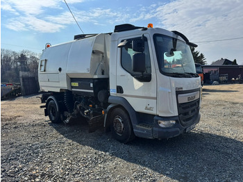 Подметально-уборочная машина DAF LF 180