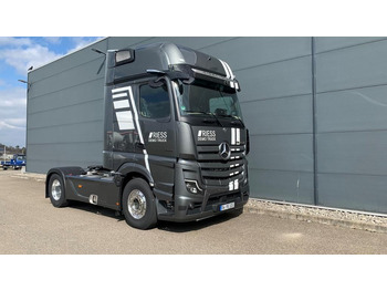 Тягач MERCEDES-BENZ Actros