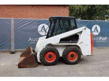Колёсный погрузчик BOBCAT S130