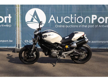 Мотоцикл Ducati MONSTER 696: фото 2 Мотоцикл Ducati MONSTER 696: фото 2