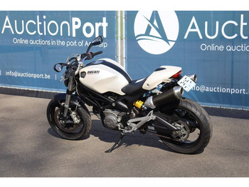 Мотоцикл Ducati MONSTER 696: фото 3 Мотоцикл Ducati MONSTER 696: фото 3