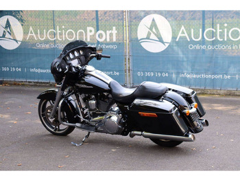 Мотоцикл Harley-Davidson Street Glide: фото 3 Мотоцикл Harley-Davidson Street Glide: фото 3