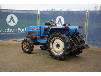 Трактор Iseki Landleader 247: фото 3 Трактор Iseki Landleader 247: фото 3