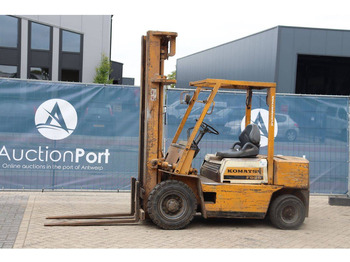 Дизельный погрузчик KOMATSU