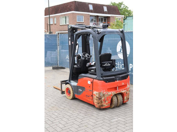 Электропогрузчик Linde E14-02: фото 4 Электропогрузчик Linde E14-02: фото 4