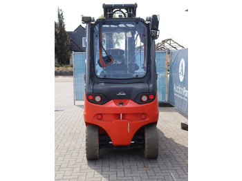 Электропогрузчик Linde E40HL-01/600: фото 5 Электропогрузчик Linde E40HL-01/600: фото 5