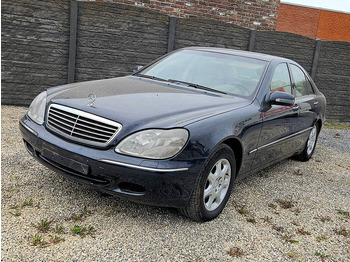 Седан MERCEDES-BENZ