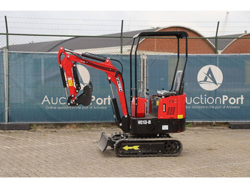 Мини-экскаватор