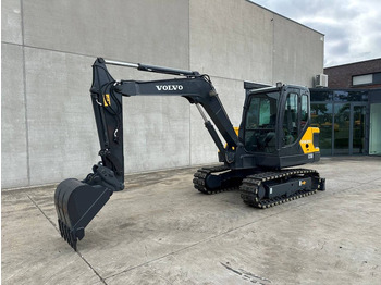 Гусеничный экскаватор VOLVO EC55D