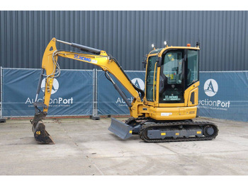 Гусеничный экскаватор XCMG XE35E