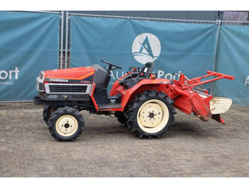 Трактор YANMAR