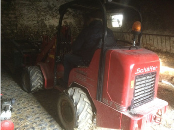 Компактный фронтальный погрузчик SCHÄFFER