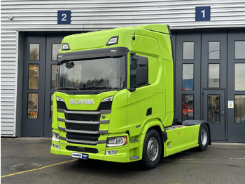 Тягач SCANIA R 460