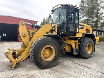 Колёсный погрузчик CATERPILLAR 938M