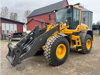 Колёсный погрузчик VOLVO L60