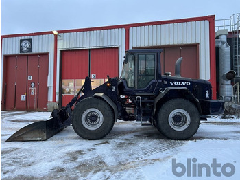 Колёсный погрузчик Volvo L90F: фото 4