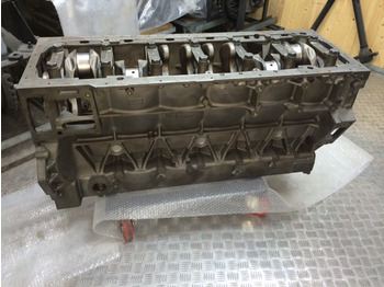 : фото в шапке страницы