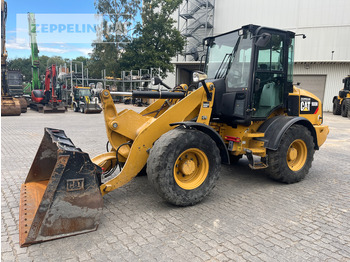 Колёсный погрузчик CATERPILLAR 908M