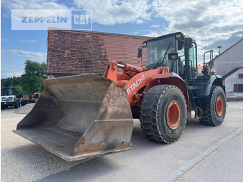 Колёсный погрузчик HITACHI ZW220