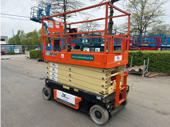 Ножничный подъемник JLG