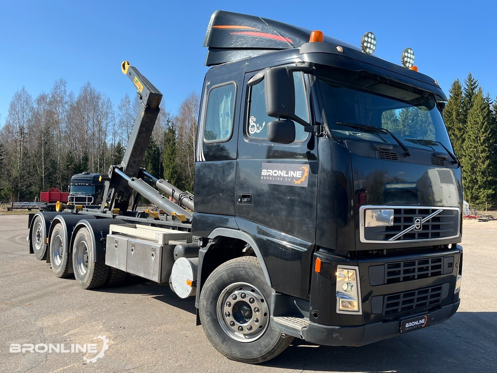 2005 Volvo FH12 8x4 + konkslift 26t - Крюковой мультилифт: фото 1 2005 Volvo FH12 8x4 + konkslift 26t - Крюковой мультилифт: фото 1