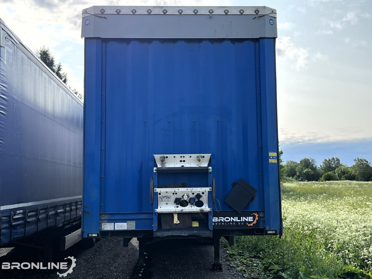 2020 KRONE SDP 27 ELP3-CS EN 12642-XL 43000kg ADR:EX/II - Тентованный полуприцеп: фото 2 2020 KRONE SDP 27 ELP3-CS EN 12642-XL 43000kg ADR:EX/II - Тентованный полуприцеп: фото 2