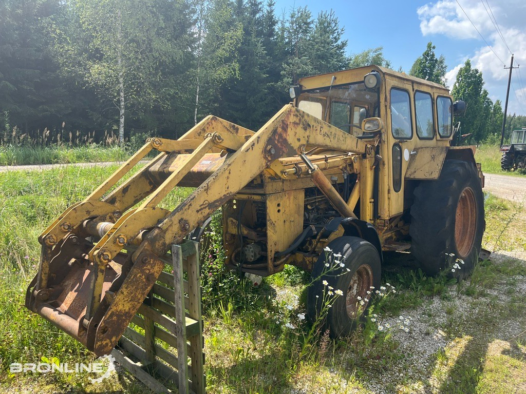 Massey Ferguson Laadur-ekskavaator mootoririkkega / engine failure - Экскаватор-погрузчик: фото 1 Massey Ferguson Laadur-ekskavaator mootoririkkega / engine failure - Экскаватор-погрузчик: фото 1