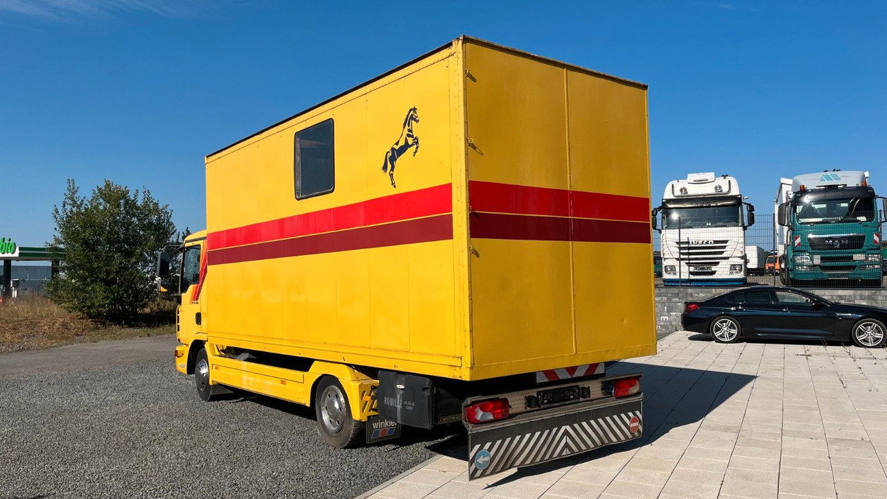 MAN TGL 10.180 Euro 4 Pferdetransporter Horse MAN TGL 10.180 Euro 4 Pferdetransporter Horse - Коневоз: фото 5 MAN TGL 10.180 Euro 4 Pferdetransporter Horse MAN TGL 10.180 Euro 4 Pferdetransporter Horse - Коневоз: фото 5