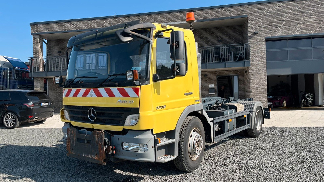 Mercedes-Benz 1318 1218 Abrollkipper Mercedes-Benz 1318 1218 Abrollkipper - Крюковой мультилифт: фото 2 Mercedes-Benz 1318 1218 Abrollkipper Mercedes-Benz 1318 1218 Abrollkipper - Крюковой мультилифт: фото 2