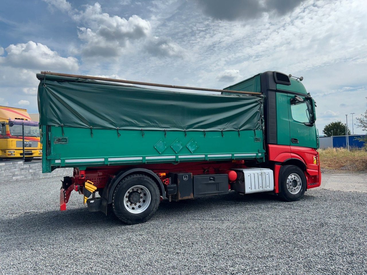 Самосвал Mercedes-Benz Actros 1842 Kipper Dreiseitenkipper: фото 8