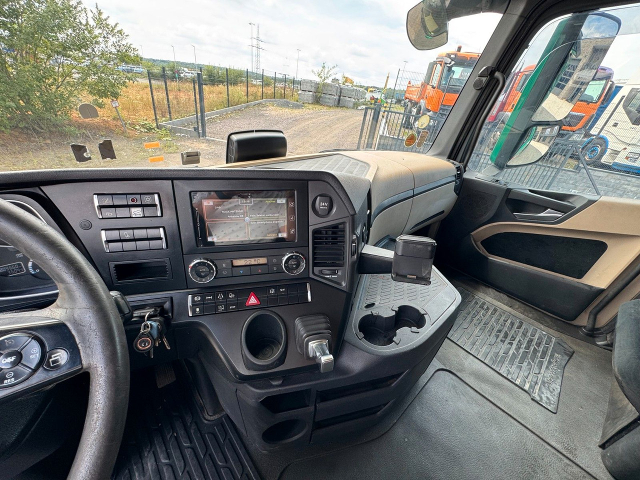 Самосвал Mercedes-Benz Actros 1842 Kipper Dreiseitenkipper: фото 13