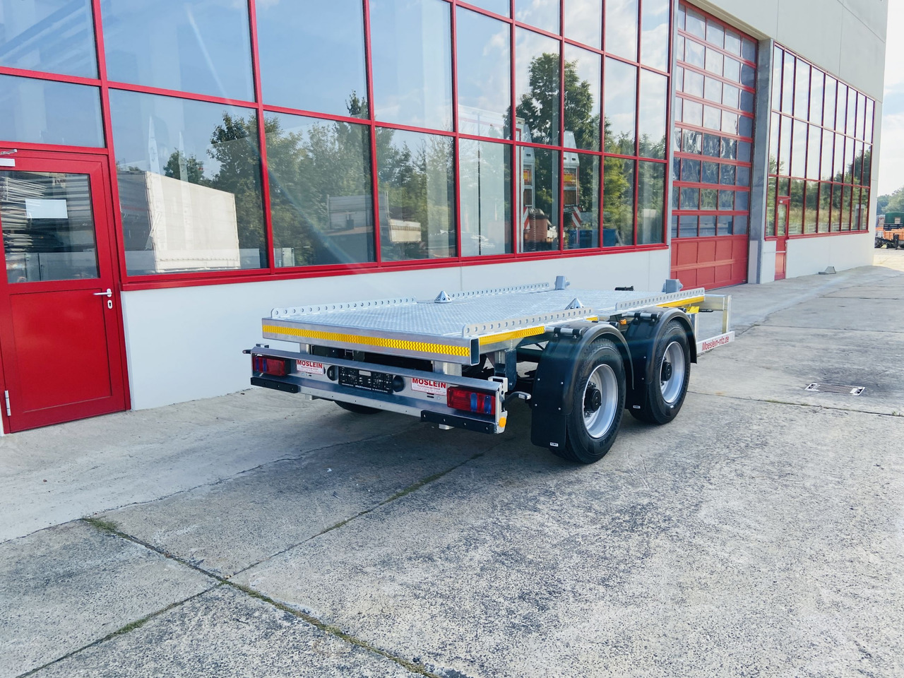 Möslein TMH 2 14 t Tandem- Absetzmuldenanhänger,geschlossenen BodenNeufahrzeug - Самосвальный прицеп: фото 3 Möslein TMH 2 14 t Tandem- Absetzmuldenanhänger,geschlossenen BodenNeufahrzeug - Самосвальный прицеп: фото 3