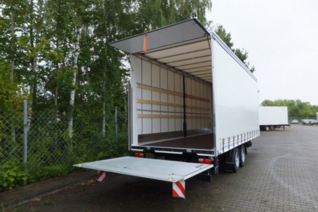 Möslein TPS 11 DL 7,30 neuer Planenanhänger, Ladebordwand + Durchladbar - Тентованный прицеп: фото 3 Möslein TPS 11 DL 7,30 neuer Planenanhänger, Ladebordwand + Durchladbar - Тентованный прицеп: фото 3