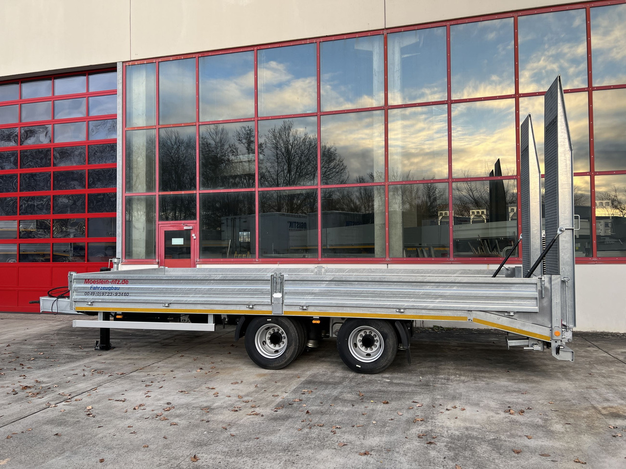 Möslein TTH 19- 6,7 19 t Tandemtieflader-- Neufahrzeug -- - Низкорамный прицеп: фото 4 Möslein TTH 19- 6,7 19 t Tandemtieflader-- Neufahrzeug -- - Низкорамный прицеп: фото 4