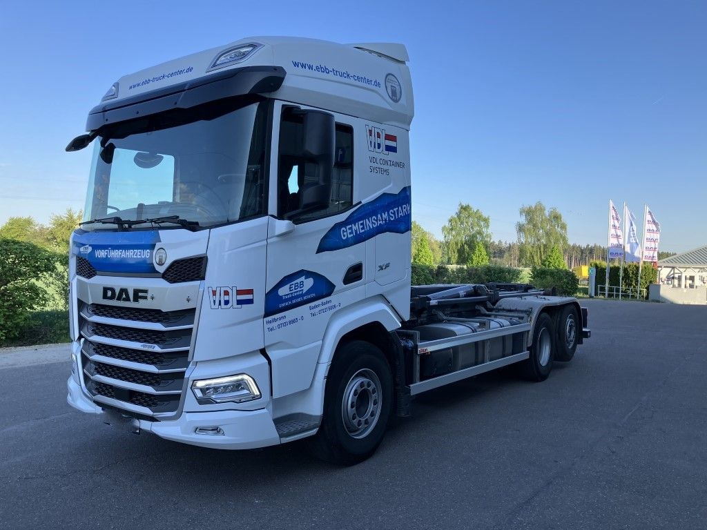 DAF FAN XF 480 mit VDL Abrollkipper DAF FAN XF 480 mit VDL Abrollkipper - Крюковой мультилифт: фото 1 DAF FAN XF 480 mit VDL Abrollkipper DAF FAN XF 480 mit VDL Abrollkipper - Крюковой мультилифт: фото 1