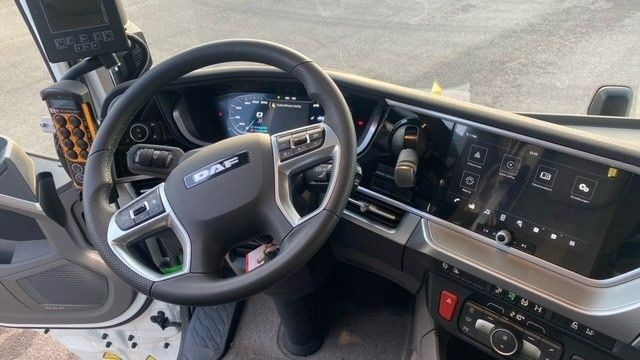 DAF XF 480 FAN Abroller VDL DAF XF 480 FAN Abroller VDL - Крюковой мультилифт: фото 5 DAF XF 480 FAN Abroller VDL DAF XF 480 FAN Abroller VDL - Крюковой мультилифт: фото 5